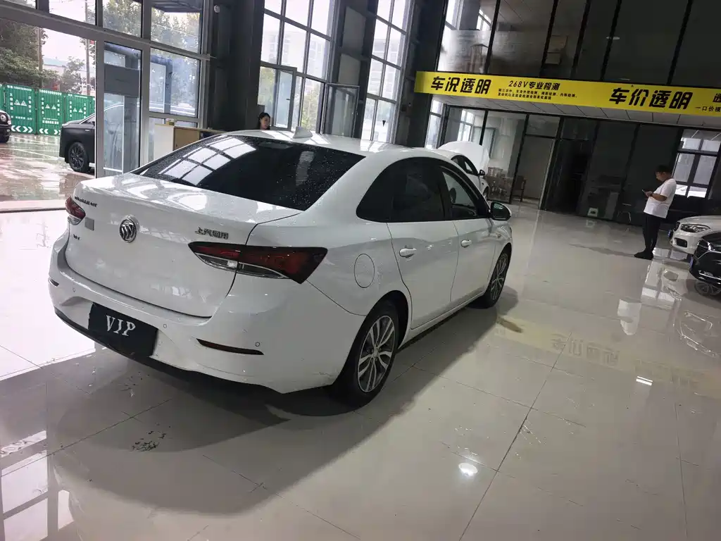 Buick Excelle — миниатюра 7