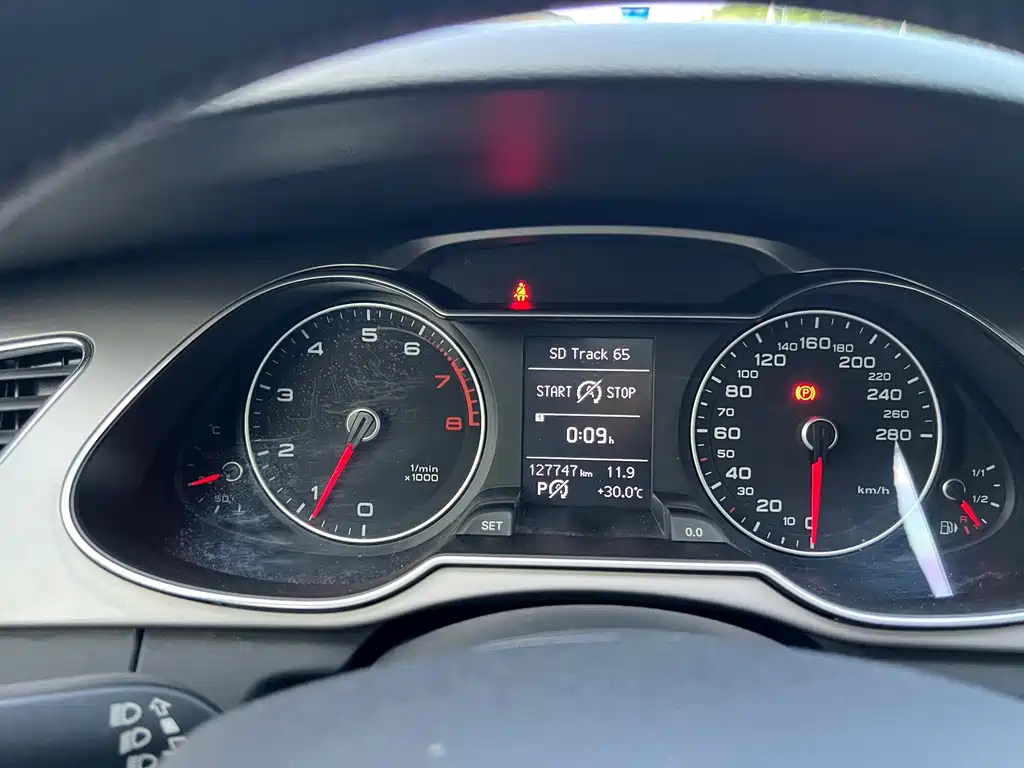 Audi A4L — миниатюра 10