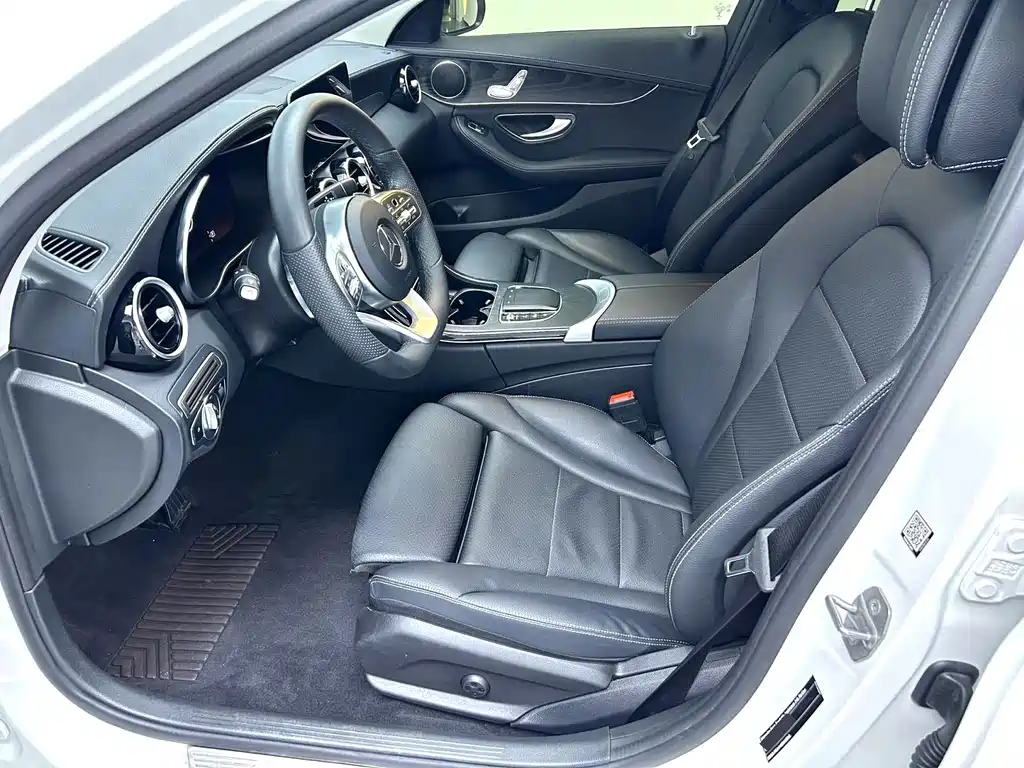 Mercedes-Benz C-Class — миниатюра 3