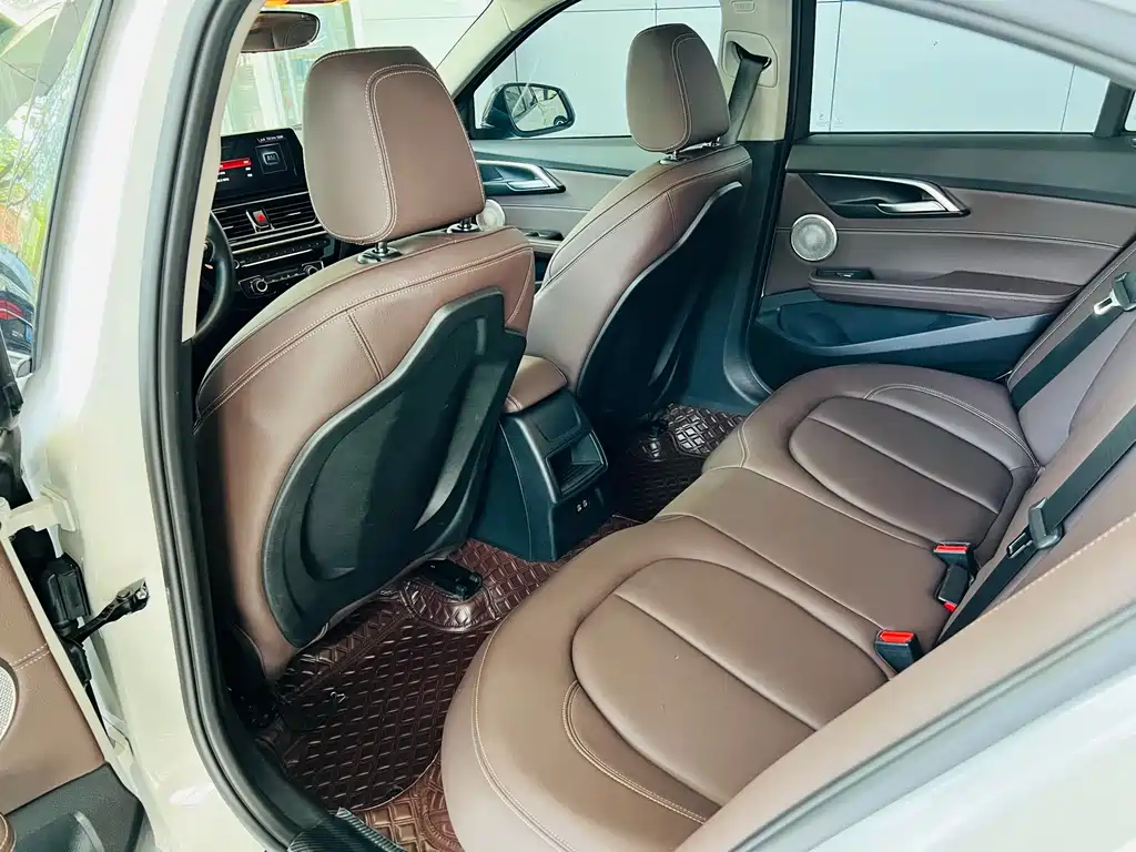 BMW 1 Series — миниатюра 21