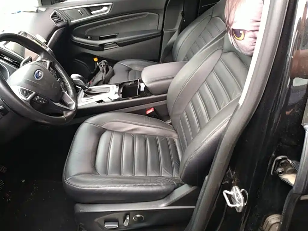 Ford Edge — миниатюра 15