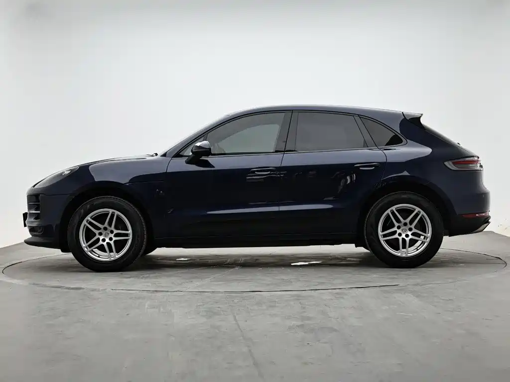 Porsche Macan — миниатюра 6