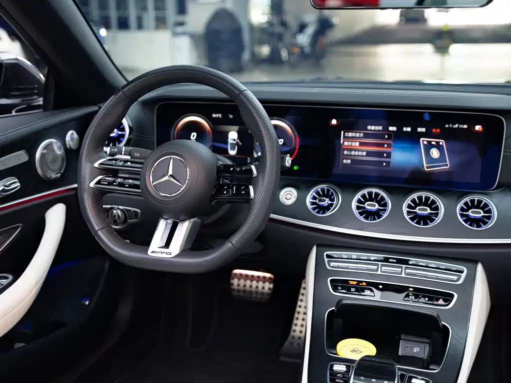 Mercedes-Benz E-Class (Import) — миниатюра 7