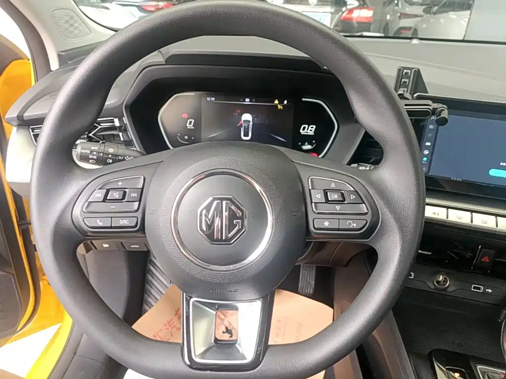 MG MG5 — миниатюра 11