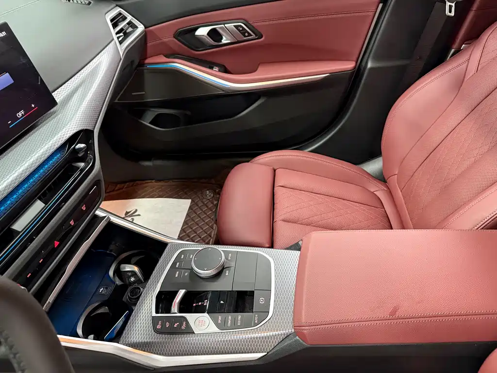 BMW 3 Series — миниатюра 12