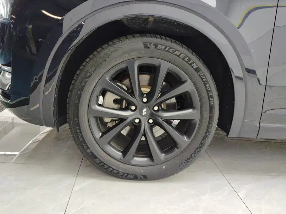 Li Auto Li ONE — миниатюра 6