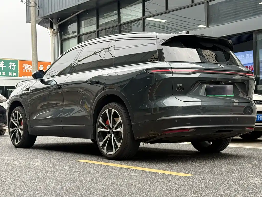 NIO NIO ES8