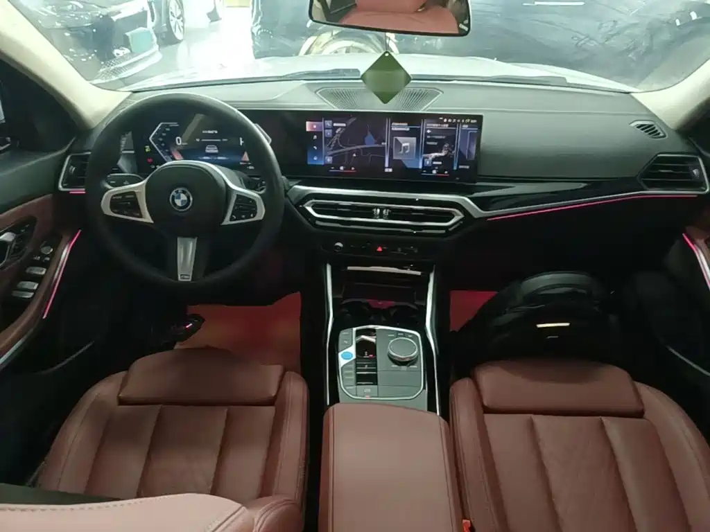 BMW i3 — миниатюра 10