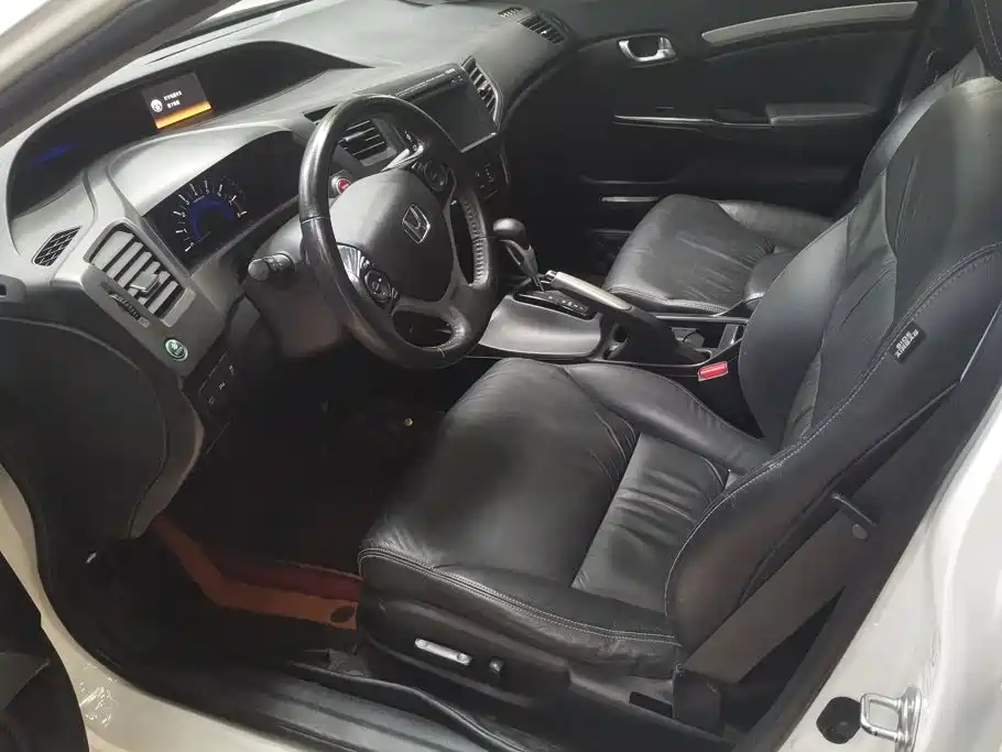 Honda Civic — миниатюра 9