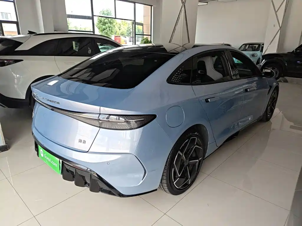 BYD Seal — миниатюра 7
