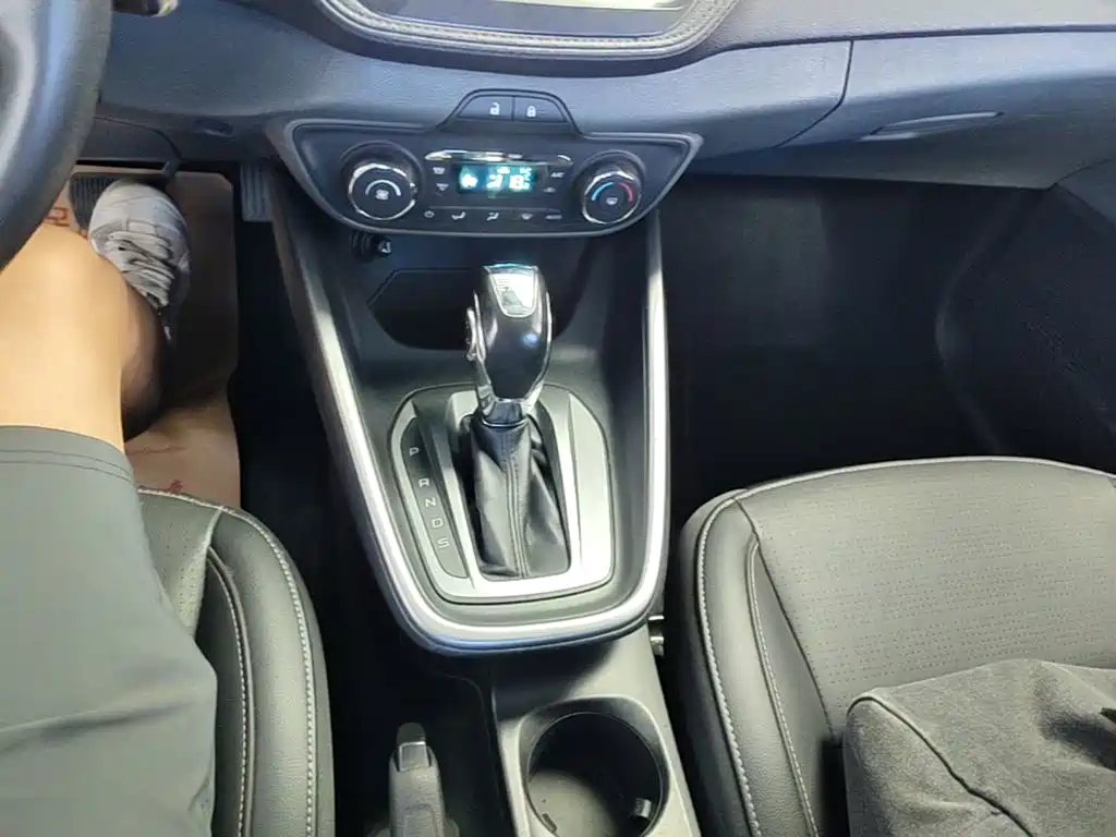 Ford Escort — миниатюра 14
