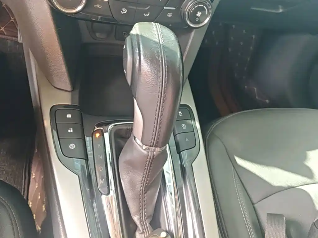 Chevrolet Malibu — миниатюра 14