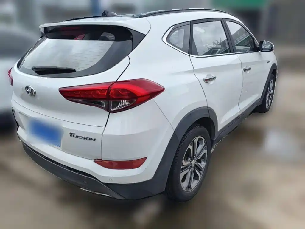Hyundai Tucson — миниатюра 10