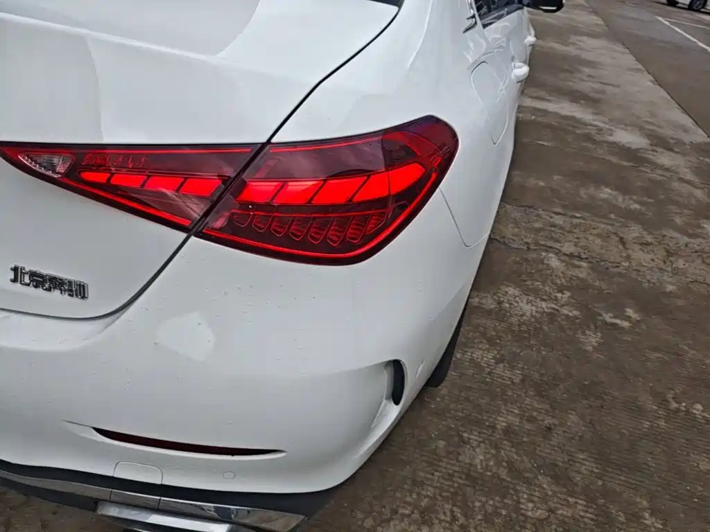 Mercedes-Benz C-Class — миниатюра 8