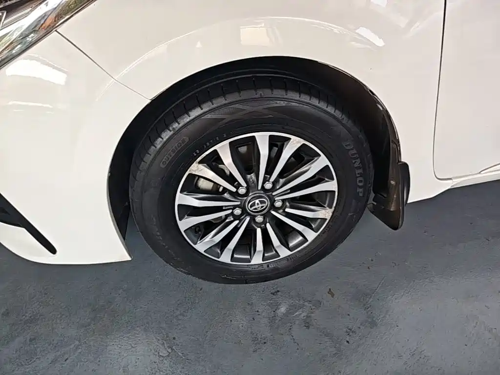 Toyota Corolla — миниатюра 23
