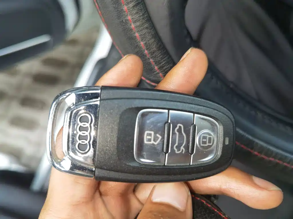 Audi A4L — миниатюра 12
