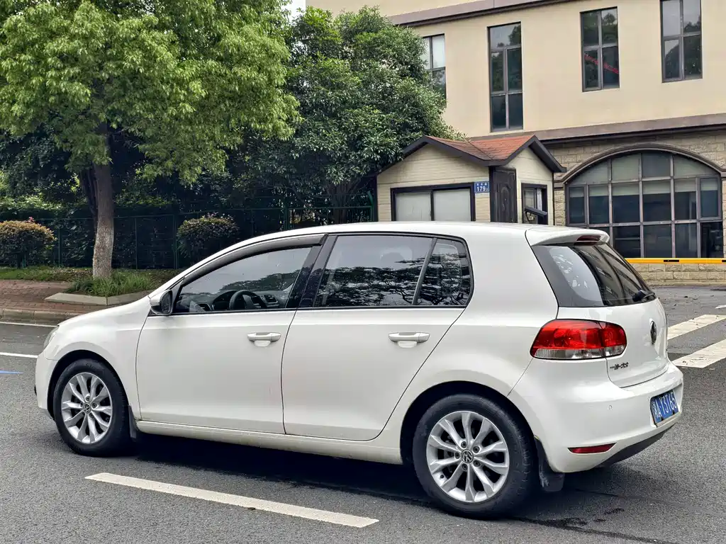 Volkswagen Golf — миниатюра 9