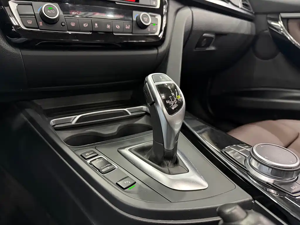 BMW 3 Series — миниатюра 16