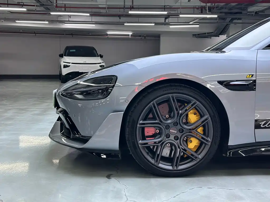 XIAOMI CAR XIAOMI SU7 ULTRA