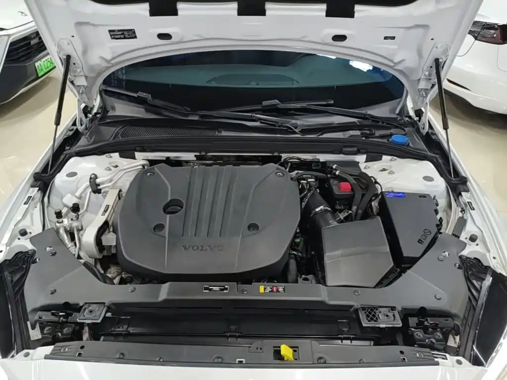 Volvo S60 — миниатюра 20