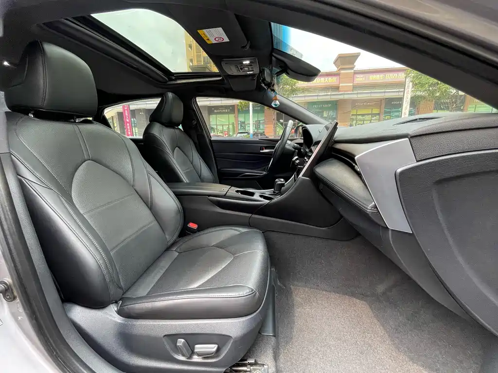 Toyota Avalon — миниатюра 13