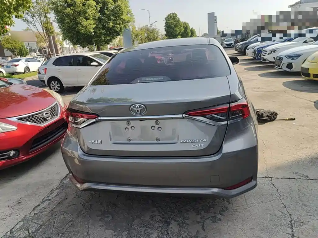 Toyota Corolla — миниатюра 6