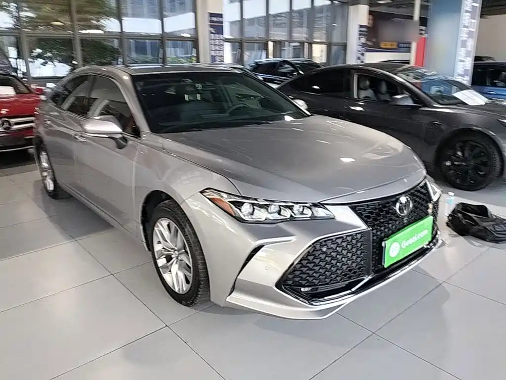 Toyota Avalon — миниатюра 4