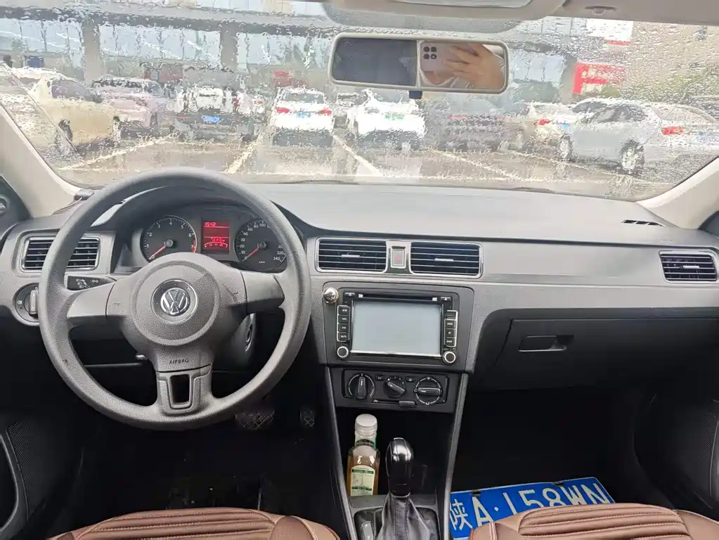 Volkswagen Santana — миниатюра 7