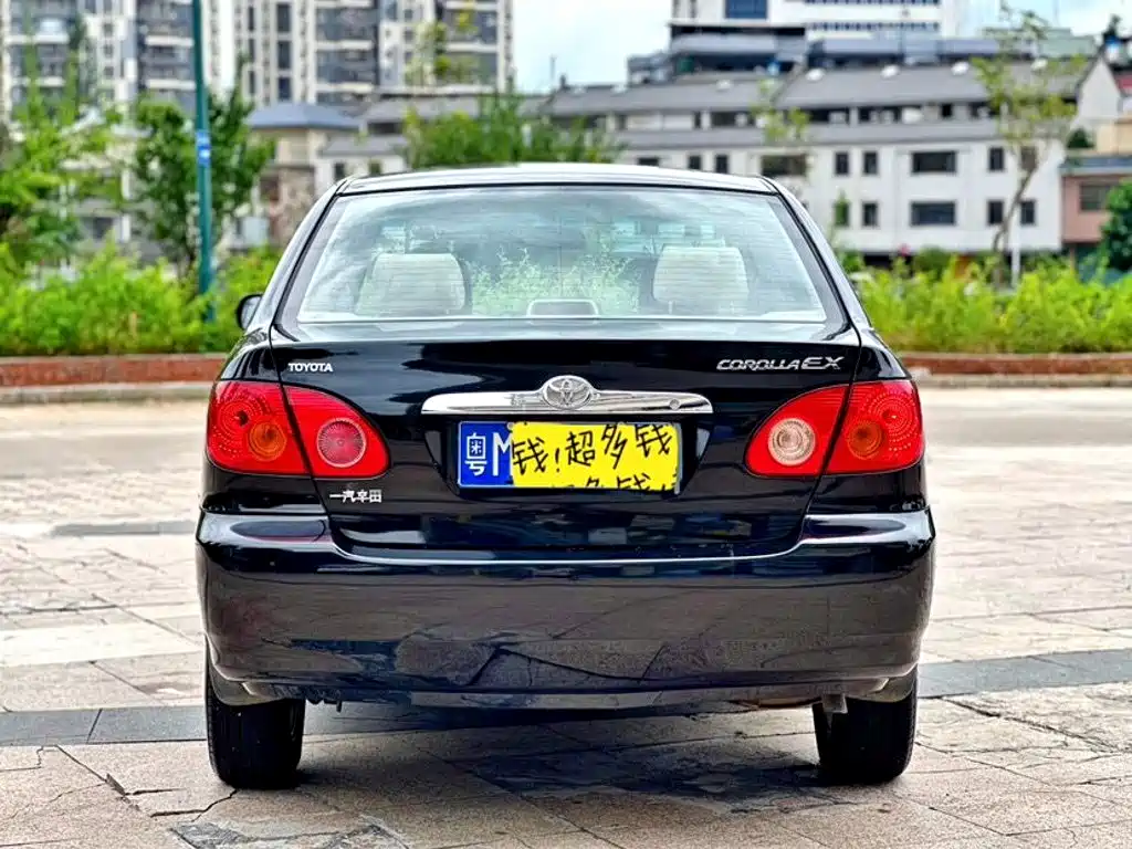 Toyota Corolla — миниатюра 6