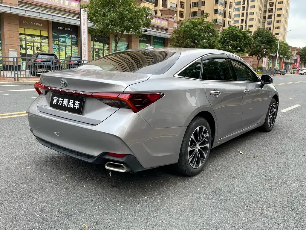 Toyota Avalon — миниатюра 4