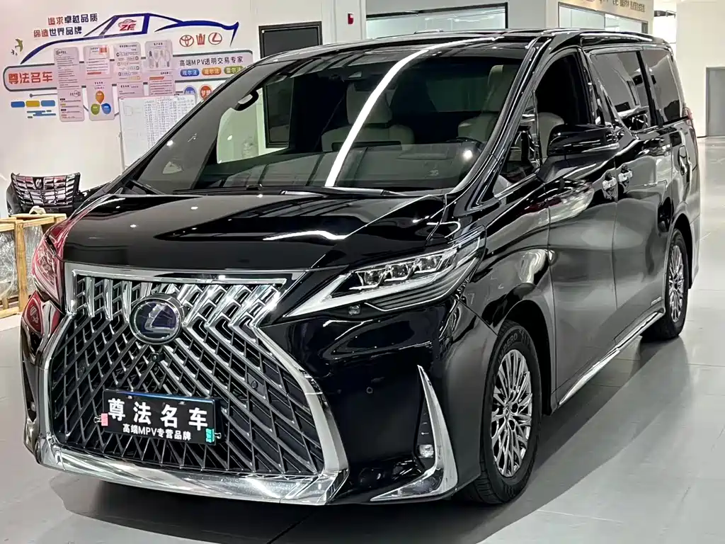 Lexus LM — миниатюра 3