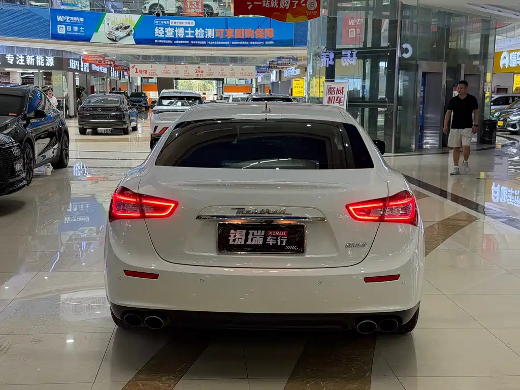 Maserati Ghibli — миниатюра 4