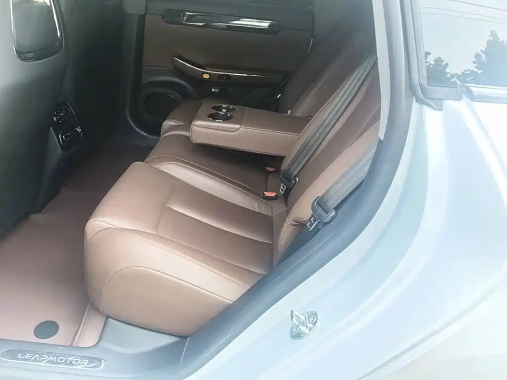 Leapmotor Leapmotor C01 — миниатюра 17