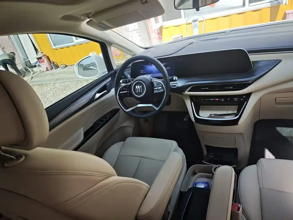 Buick GL8 2025 Premium