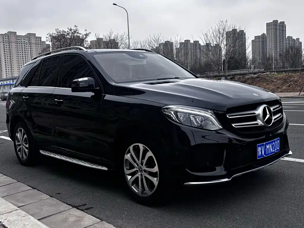 MERCEDES-BENZ GLE