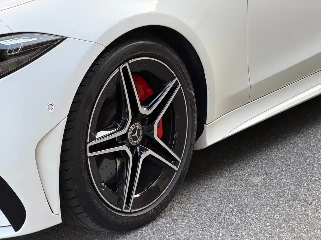 Mercedes-Benz CLS — миниатюра 7