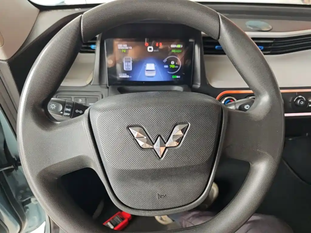 Wuling MINIEV — миниатюра 11