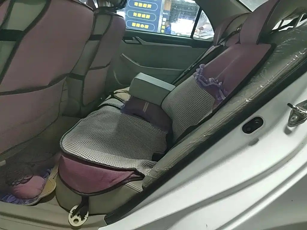 Geely Vision — миниатюра 17