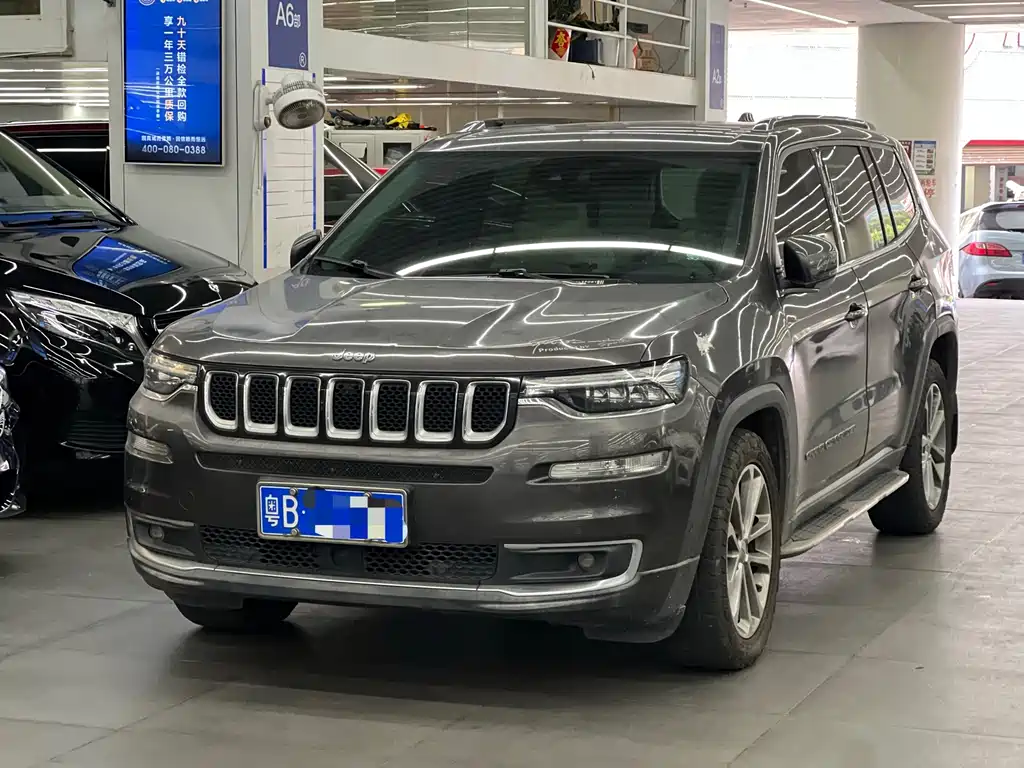 Jeep Grand Commander