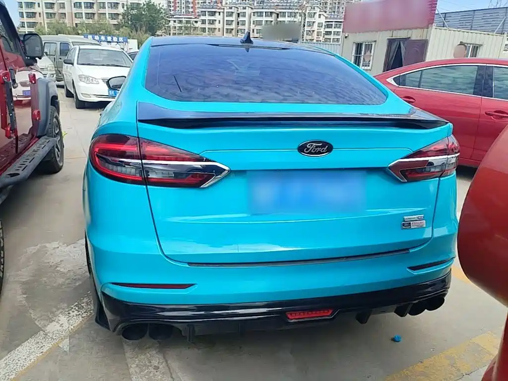 Ford Mondeo — миниатюра 6