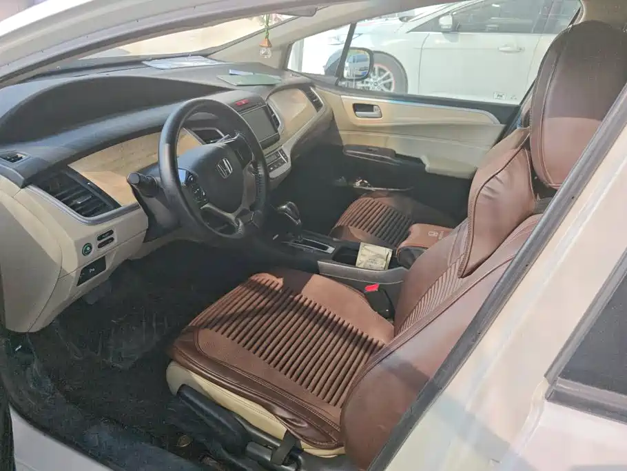 Honda Jade — миниатюра 9