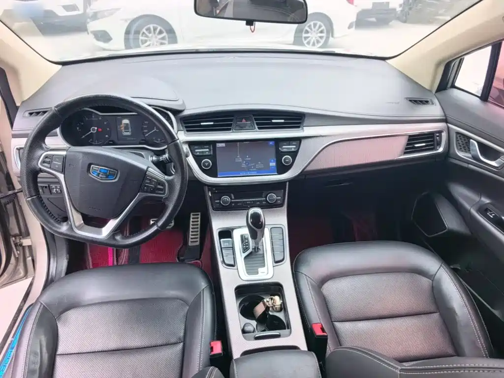 Geely Emgrand GS — миниатюра 10