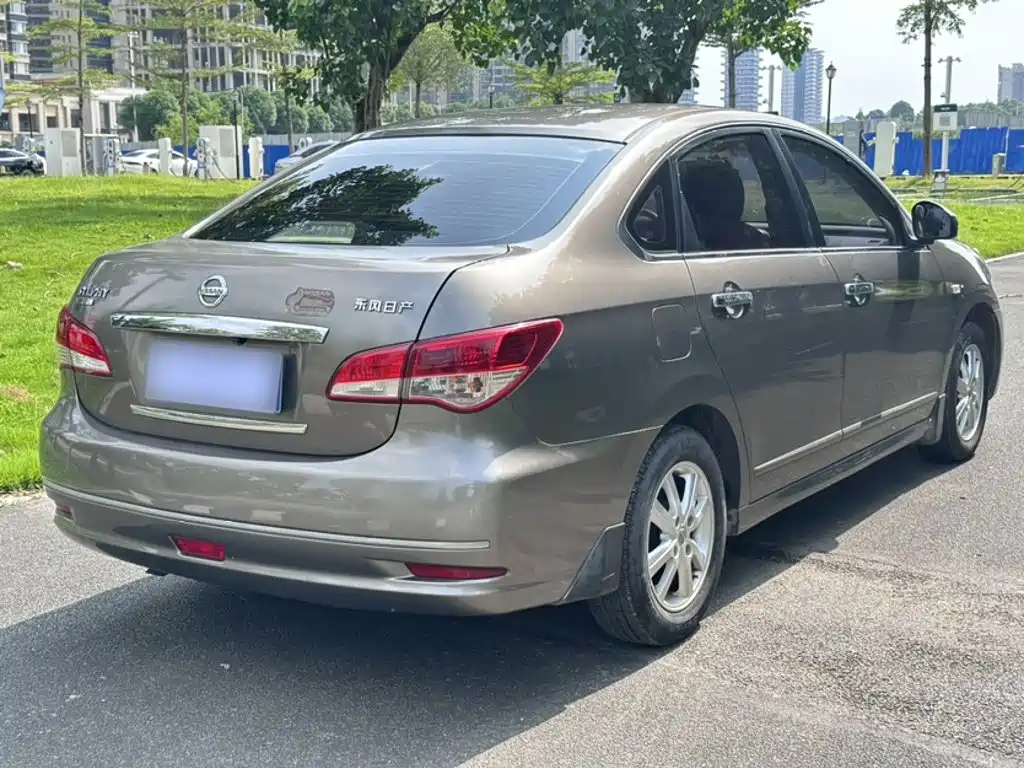 Nissan Sylphy — миниатюра 10