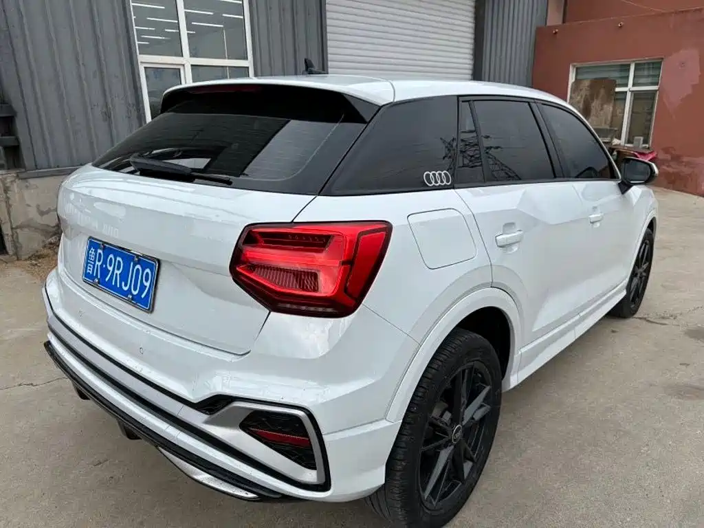 Audi Q2L — миниатюра 4