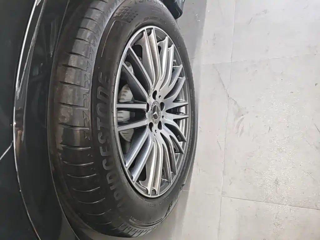 Mercedes-Benz GLC — миниатюра 23