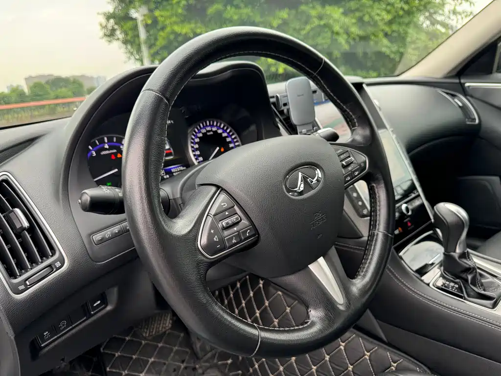 Infiniti Q50L — миниатюра 7
