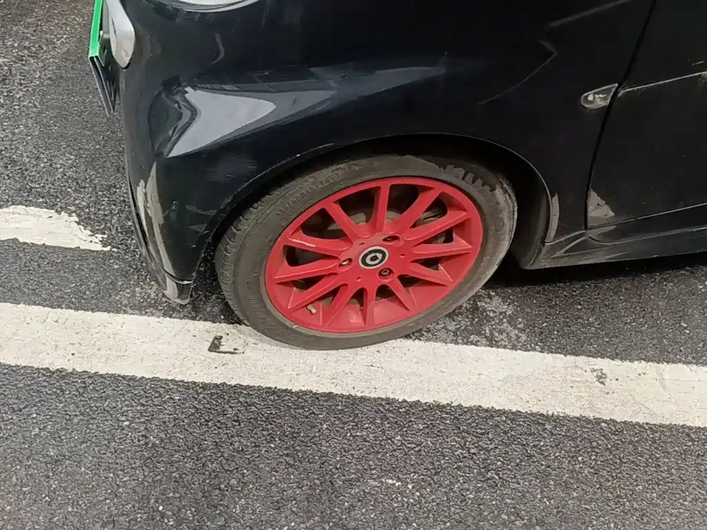 smart Smart Fortwo — миниатюра 23