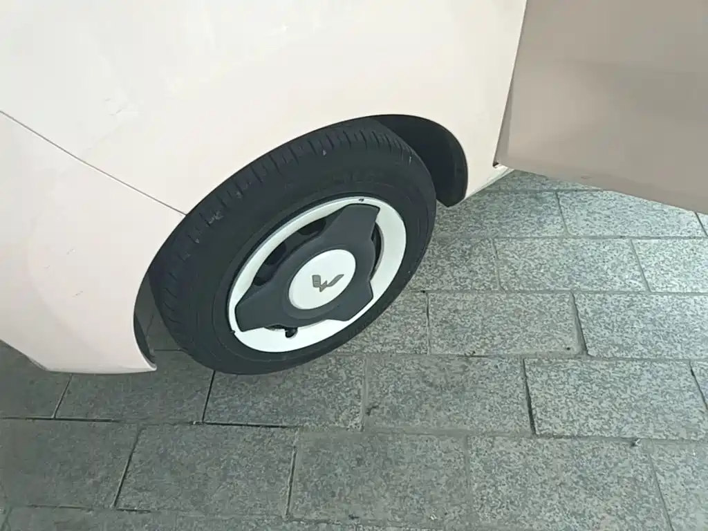 Wuling MINIEV — миниатюра 23