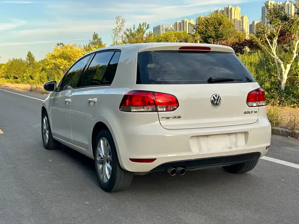 Volkswagen Golf — миниатюра 10