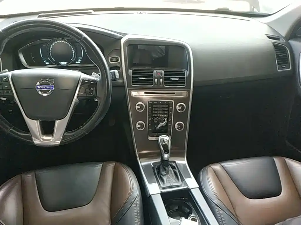 Volvo XC60 (Import) — миниатюра 13